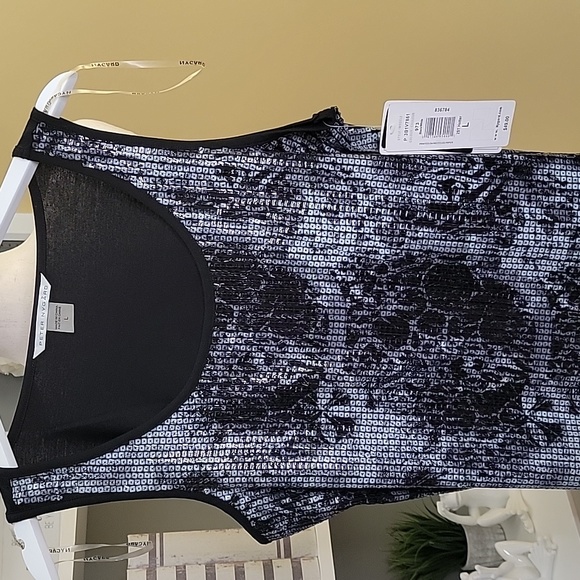 Peter Nygard Sleeveless Embellished Top - Picture 5 of 6